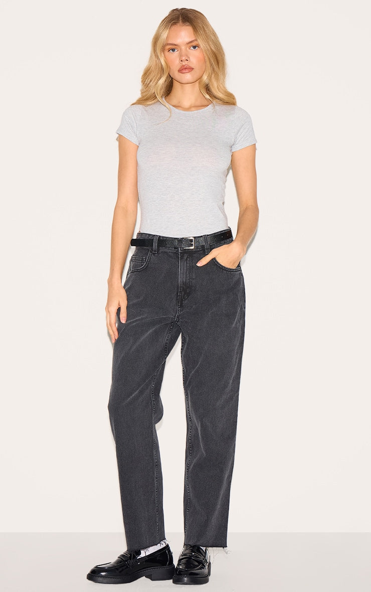 https://cdn-img.prettylittlething.com/0/c/e/5/0ce528a4a72981ed5c53da42764f9205df868867_CMP1950_3_grey_marl_basic_cotton_blend_fitted_short_sleeve_bodysuit.jpg