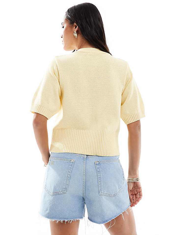 https://images.asos-media.com/products/asos-design-knitted-compact-short-sleeve-cardigan-in-buttermilk/208881204-3?$n_750w$&wid=750&fit=constrain
