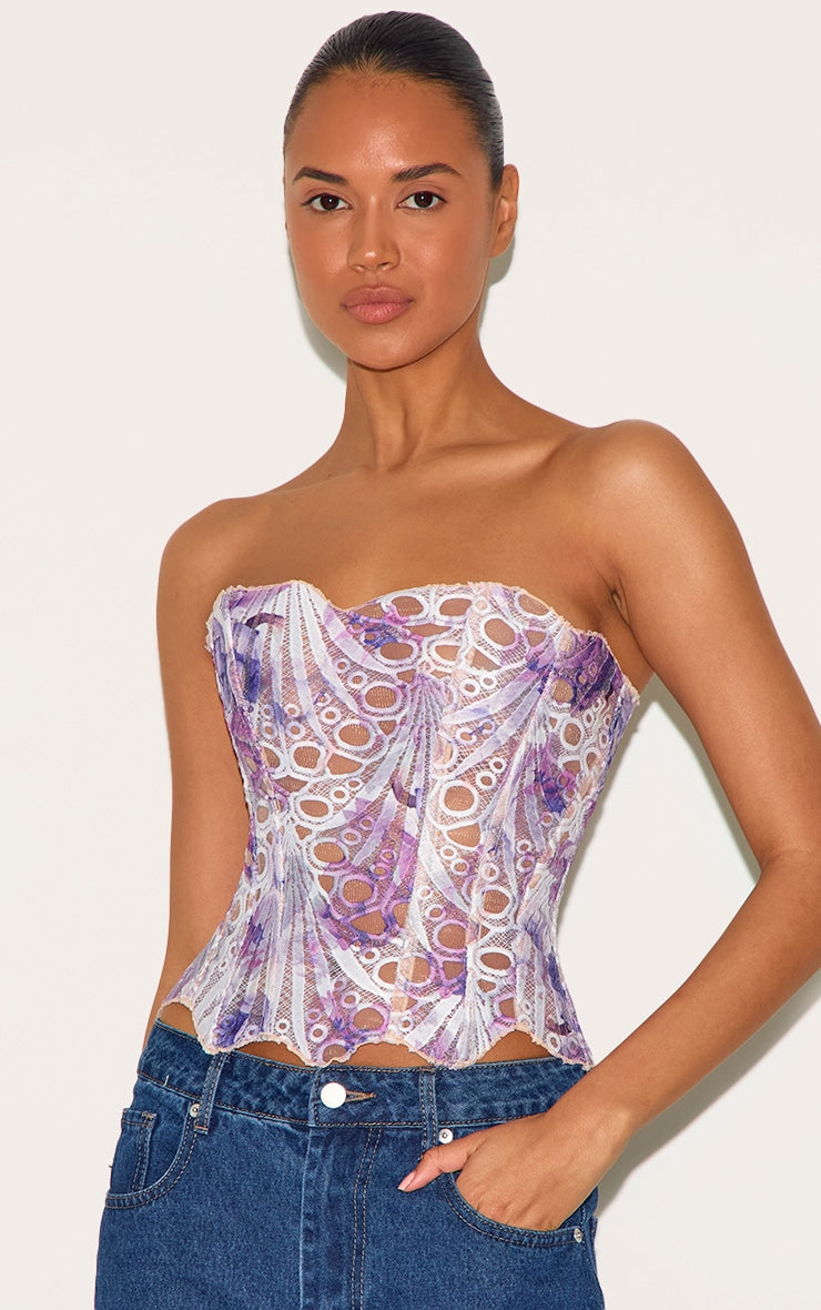https://cdn-img.prettylittlething.com/2/b/d/7/2bd735534b815d1c9354bfa30668a25c4eba65d4_CNH8453_1_blue_textured_sheer_floral_lace_corset.jpg