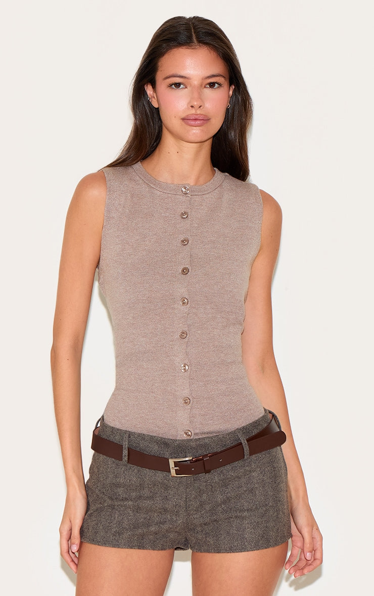 https://cdn-img.prettylittlething.com/4/d/7/0/4d70f07c846c4efa81bfc41a502ba475a84a69c4_CNM9206_1_mocha_button_through_sleeveless_top.jpg