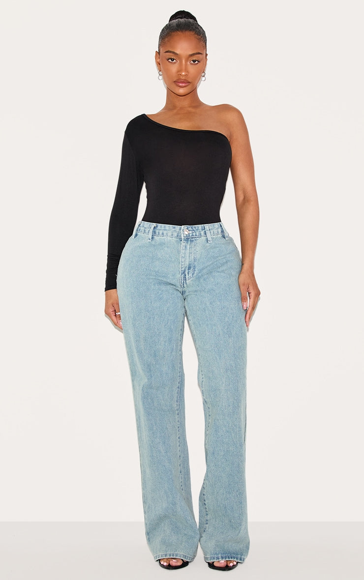 https://cdn-img.prettylittlething.com/5/a/3/2/5a32ccedcd00d5929d43b06bb34279195642571d_CME0529_3_shape_black_jersey_one_shoulder_bodysuit.jpg