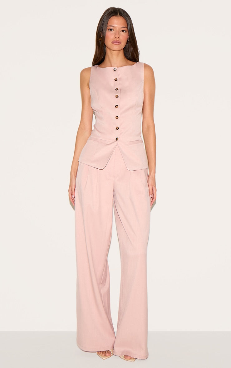 https://cdn-img.prettylittlething.com/7/7/f/e/77fe81038c5e89cf50ac08b210ccdd339c485cdf_CNM1786_1_light_pink_tailored_woven_pleated_wide_leg_trousers.jpg