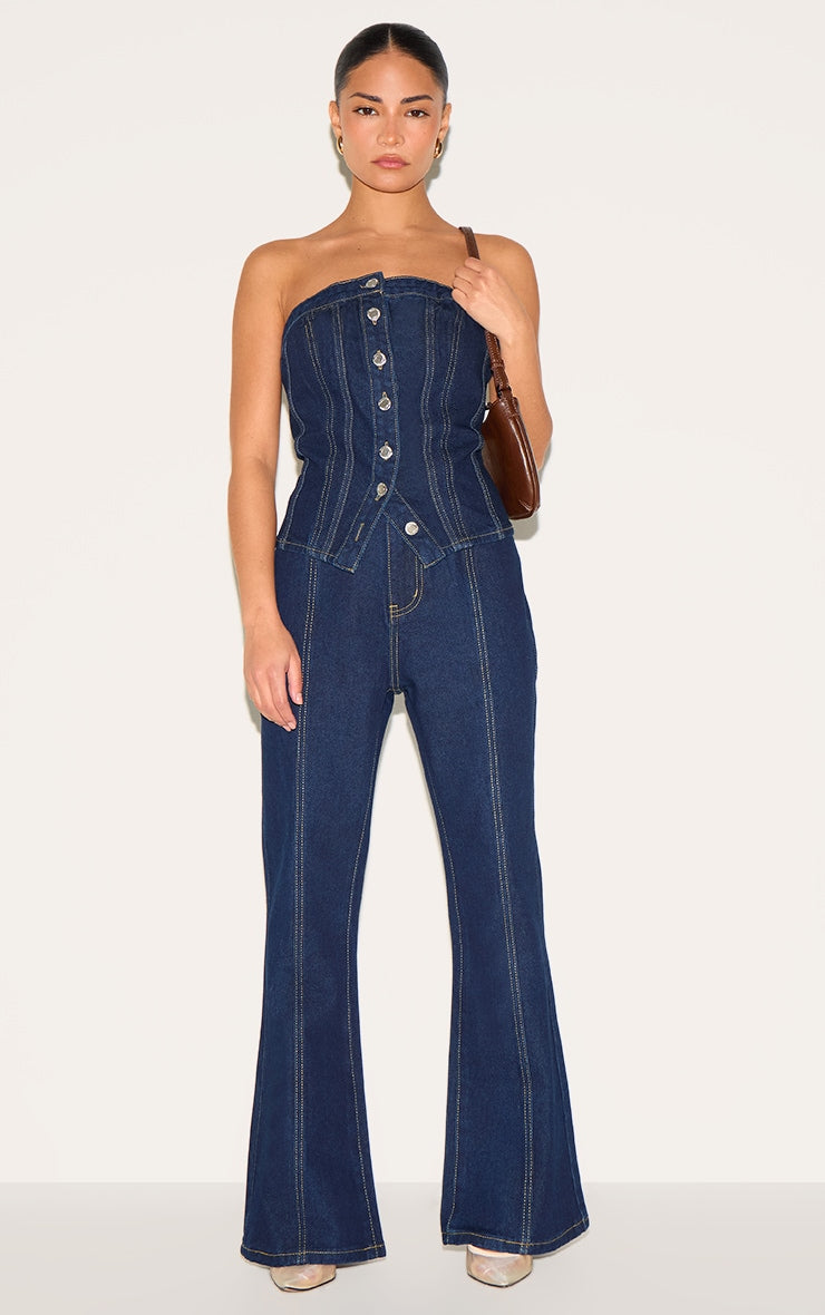 https://cdn-img.prettylittlething.com/8/8/6/6/88664bd09e8367ef4cf83296a325ffa0e7faed7f_CNL8386_1_petite_dark_indigo_contrast_seam_straight_leg_jeans.jpg
