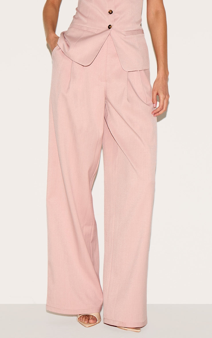 https://cdn-img.prettylittlething.com/b/2/0/d/b20d1bda1ff593600f4632f7e497c73da650d3b8_CNM1786_2_light_pink_tailored_woven_pleated_wide_leg_trousers.jpg