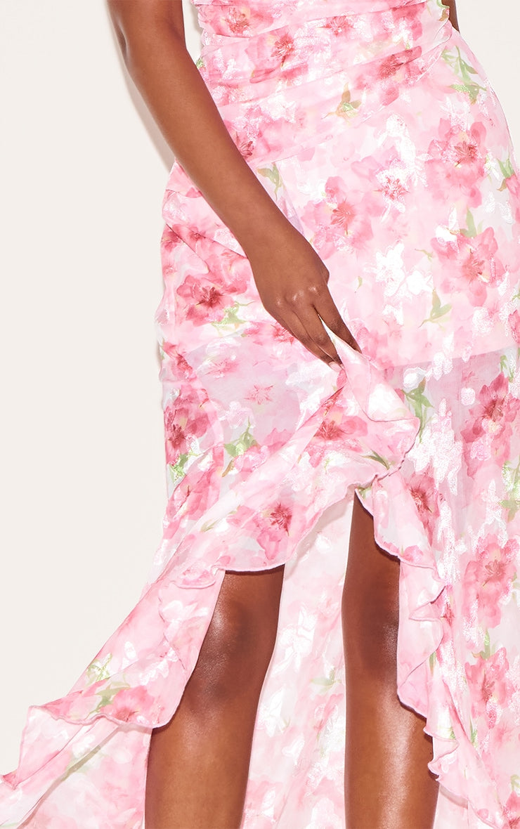 https://cdn-img.prettylittlething.com/b/d/8/e/bd8ee6fb9834e81b273ddafb4e88718519866cdc_CNL8397_4_pink_floral_chiffon_frill_plunge_strappy_maxi_dress.jpg