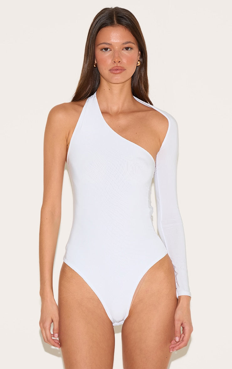 https://cdn-img.prettylittlething.com/d/a/2/3/da2329c9000ef7ce87c0b04c92231c2a2027259b_CMD0517_2_white_one_shoulder_asymmetric_bodysuit.jpg