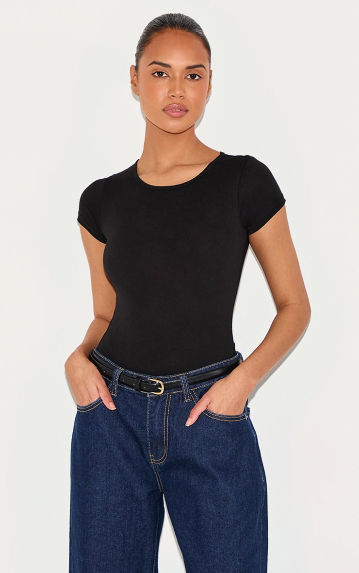 https://cdn-img.prettylittlething.com/e/3/b/9/e3b9cf51c9362f476d27f2f4354c542e0be139ed_CMP1948_1_basic_black_cotton_blend_fitted_short_sleeve_bodysuit.jpg